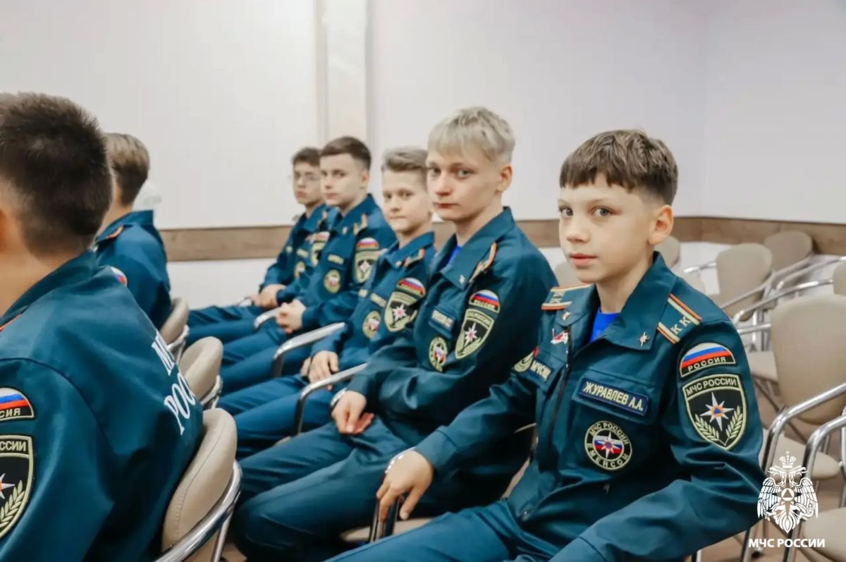 Кадеты МЧС России посетили мероприятие посвященное Дню рождения Героя Советского Союза Лизы Чайкиной Кадеты МЧС России посетили мероприятие посвященное Дню рождения Героя Советского Союза Лизы Чайкиной