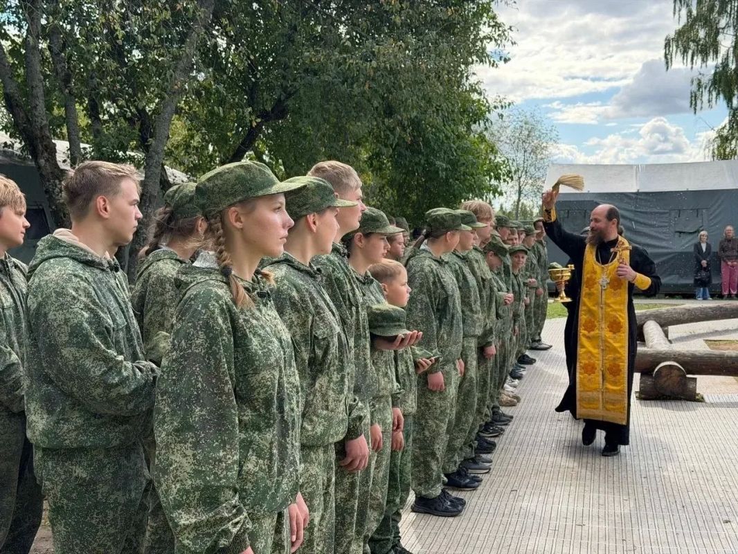 В Тверской области завершились летние смены военно-патриотических сборов центра «Наука побеждать» В Тверской области завершились летние смены военно-патриотических сборов центра «Наука побеждать»