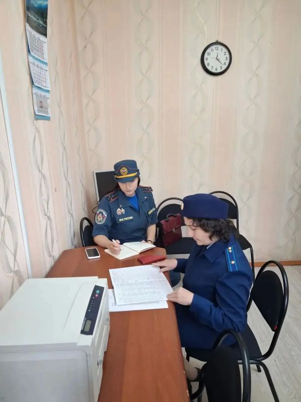 Прокуратурой Сонковского района совместно со специалистами МЧС проводятся проверки готовности объектов, предназначенных для размещения и работы избирательных участков Прокуратурой Сонковского района совместно со специалистами МЧС проводятся проверки готовности объектов, предназначенных для размещения и работы избирательных участков