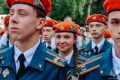 В День знаний в СОШ № 4 в Твери прошла торжественная линейка с участием заместителя начальника Главного управления МЧС России по Тверской области полковника Николая Бондаря