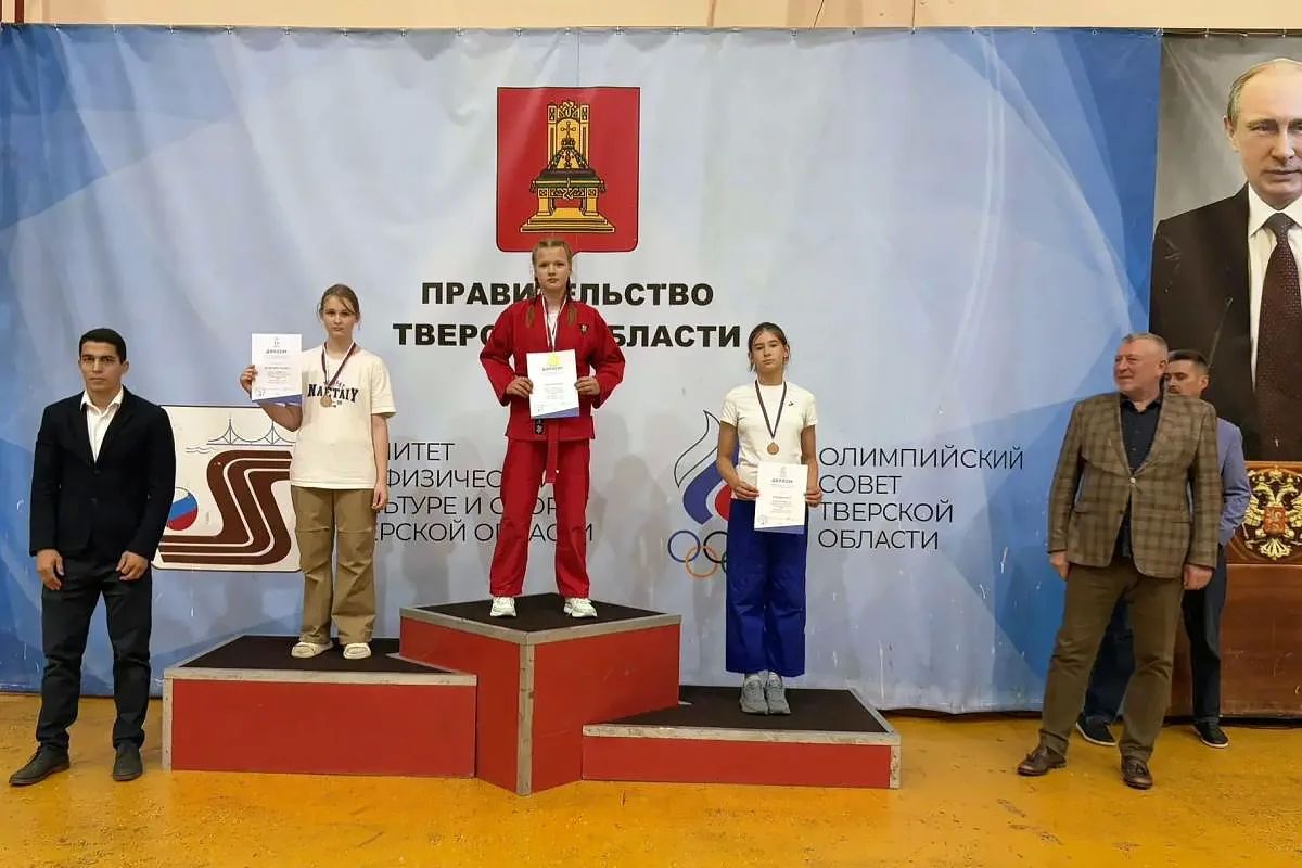 «Наследие чемпиона»: в Твери разыграли медали по универсальному бою! «Наследие чемпиона»: в Твери разыграли медали по универсальному бою!