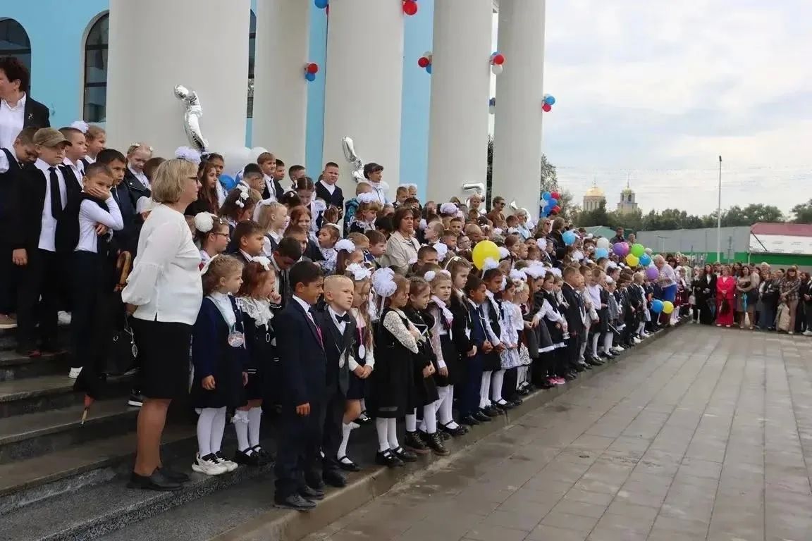 Виталий Королев: День знаний в Нелидово в этом году получился особенным Виталий Королев: День знаний в Нелидово в этом году получился особенным