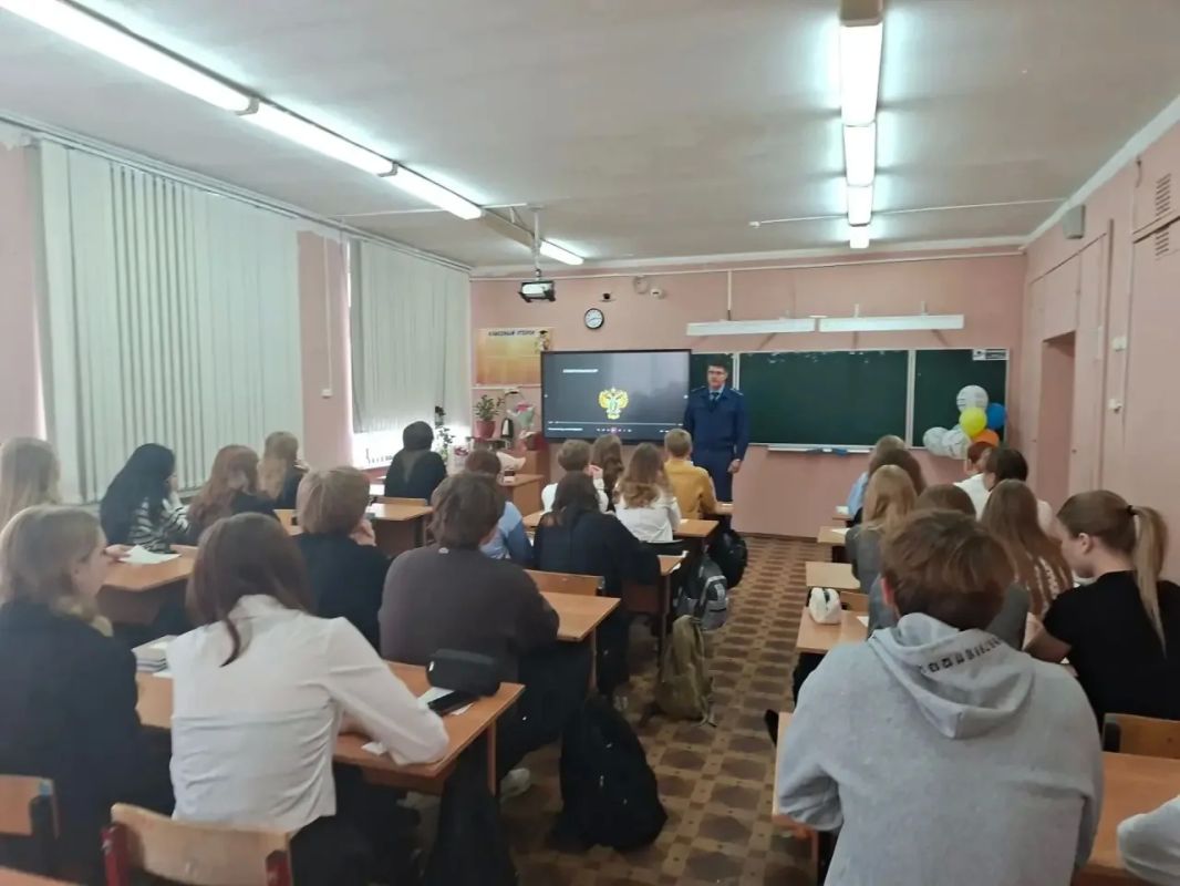 Сегодня работники прокуратуры приняли участие в мероприятиях, посвящённых Дню солидарности в борьбе с терроризмом Сегодня работники прокуратуры приняли участие в мероприятиях, посвящённых Дню солидарности в борьбе с терроризмом