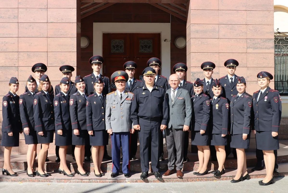 В Тверской области 19 выпускников вузов МВД России приступят к служебным обязанностям В Тверской области 19 выпускников вузов МВД России приступят к служебным обязанностям