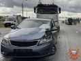 Под Тверь легковушка выехала под фуру на трассе