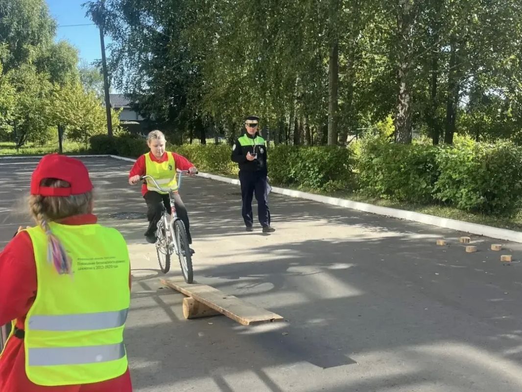 В Калининском округе прошел муниципальный этап конкурса «Безопасное колесо – 2026» В Калининском округе прошел муниципальный этап конкурса «Безопасное колесо – 2026»