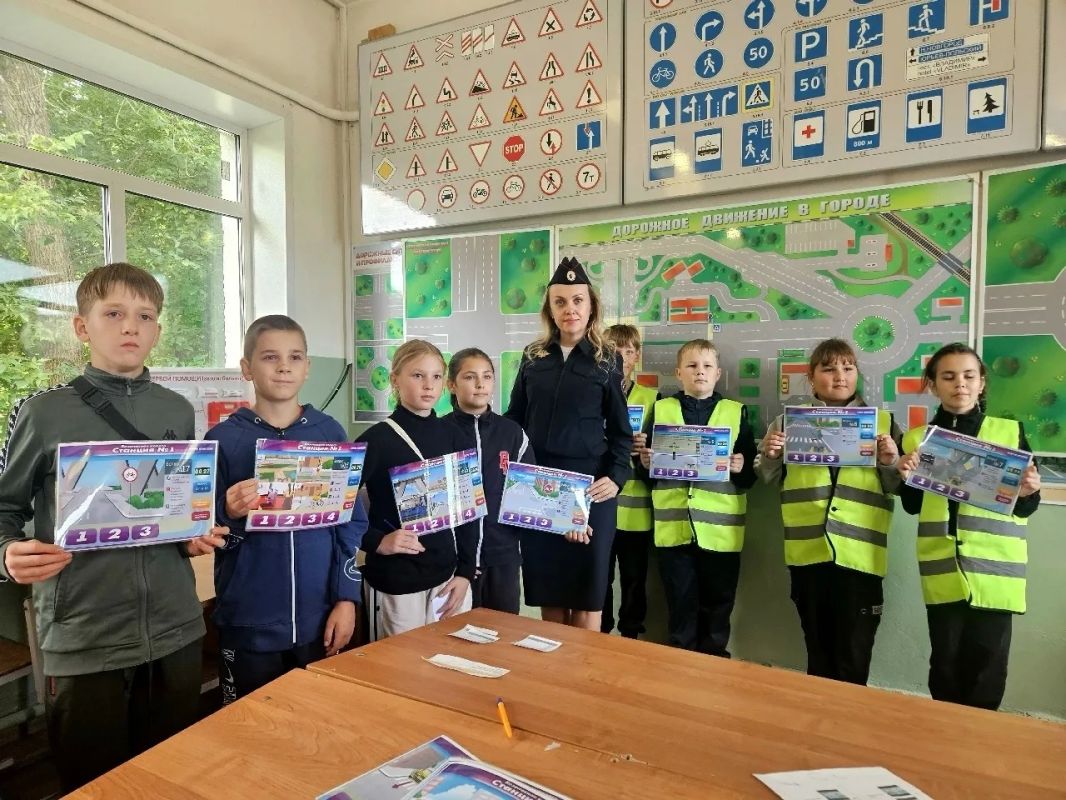 В МБОУ «Торопецкая СОШ №2» состоялся муниципальный этап конкурса «Безопасное колесо – 2026» В МБОУ «Торопецкая СОШ №2» состоялся муниципальный этап конкурса «Безопасное колесо – 2026»