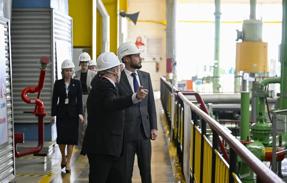 Виталий Королев: Рабочий день в Удомельском округе начал с посещения Калининской атомной электростанции – одного из самых мощных и надёжных энергетических объектов России Виталий Королев: Рабочий день в Удомельском округе начал с посещения Калининской атомной электростанции – одного из самых мощных и надёжных энергетических объектов России