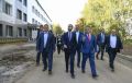 Виталий Королев проинспектировал ход ремонта больницы в Зубцове
