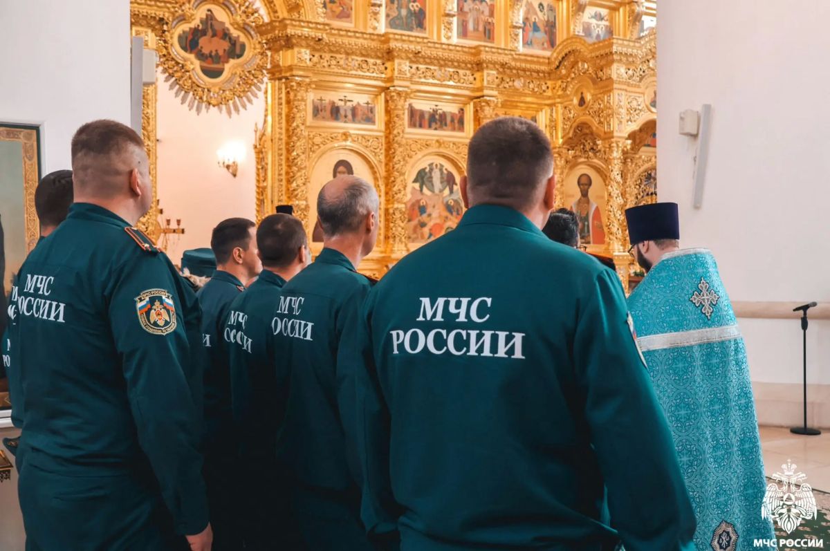 Молебен в честь иконы «Неопалимая Купина» Молебен в честь иконы «Неопалимая Купина»