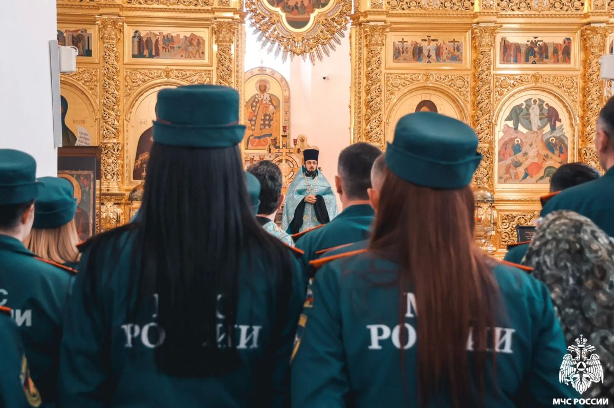 Молебен в честь иконы «Неопалимая Купина» Молебен в честь иконы «Неопалимая Купина»