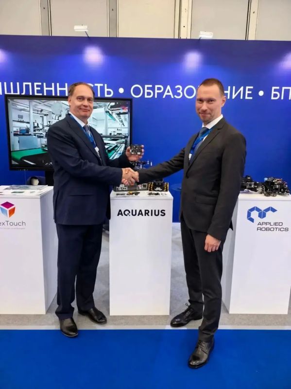Тверская область представила на форуме TNF-2026 проект внедрения отечественной робототехники в образование Тверская область представила на форуме TNF-2026 проект внедрения отечественной робототехники в образование