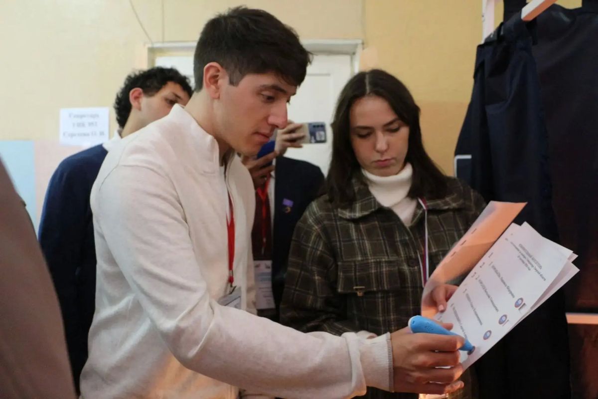 Международные эксперты в Тверской области продолжают знакомиться с организацией российских выборов Международные эксперты в Тверской области продолжают знакомиться с организацией российских выборов