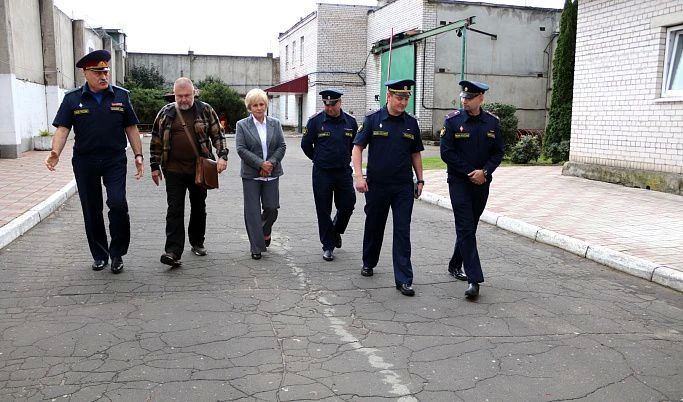 В первый день голосования СИЗО-1 УФСИН России по Тверской области посетили член СПЧ и региональный омбудсмен