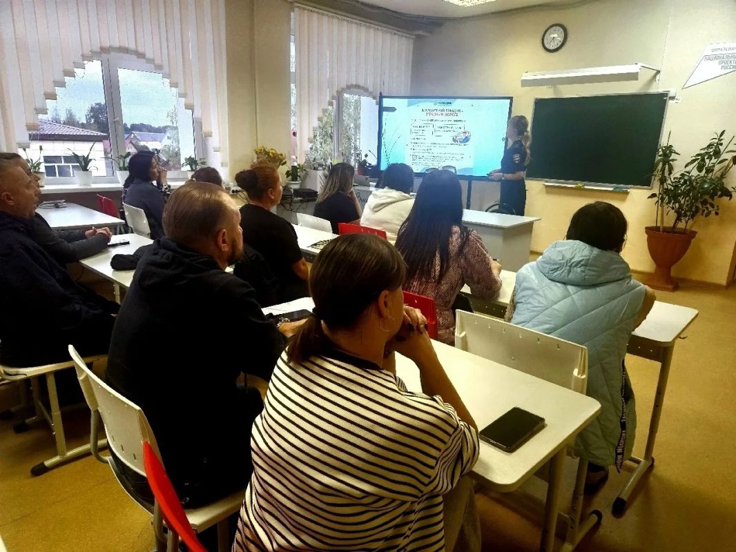 С началом нового учебного года сотрудники Госавтоинспекции Тверской области усилили работу с родителями С началом нового учебного года сотрудники Госавтоинспекции Тверской области усилили работу с родителями