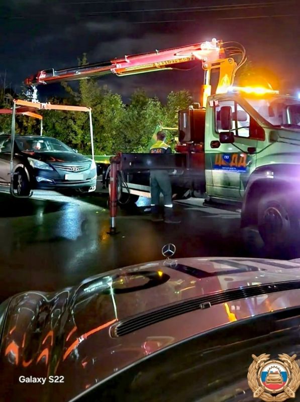 Ночью в Твери остановили автомобиль с подростком за рулем