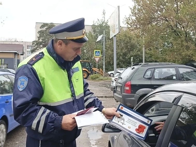 В Кимрском муниципальном округе автоинспекторы провели профилактическую акцию «Ребенок – главный пассажир!» В Кимрском муниципальном округе автоинспекторы провели профилактическую акцию «Ребенок – главный пассажир!»