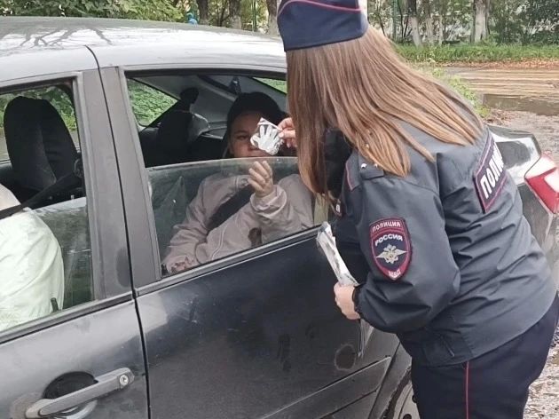 В Кимрском муниципальном округе автоинспекторы провели профилактическую акцию «Ребенок – главный пассажир!» В Кимрском муниципальном округе автоинспекторы провели профилактическую акцию «Ребенок – главный пассажир!»