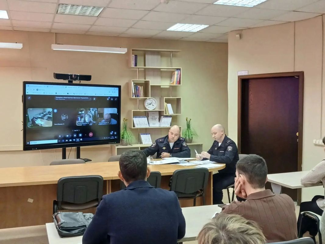 В Твери обсудили качество подготовки водителей в средних общеобразовательных организациях региона