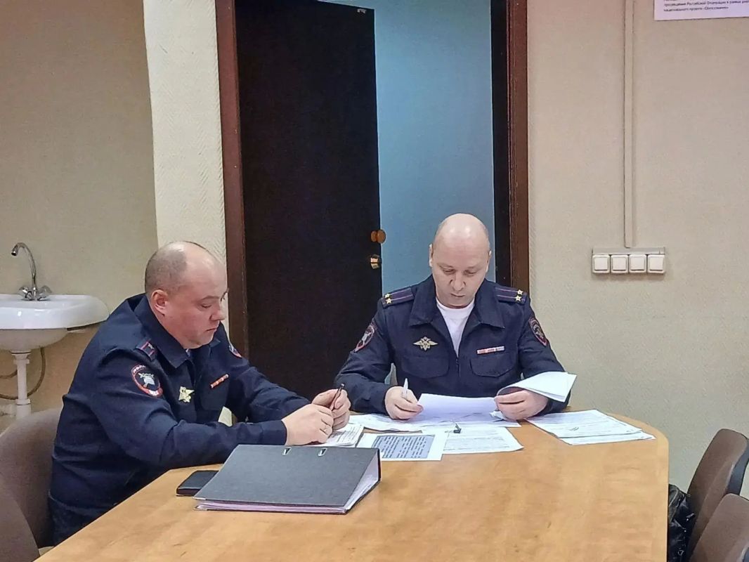 В Твери обсудили качество подготовки водителей в средних общеобразовательных организациях региона В Твери обсудили качество подготовки водителей в средних общеобразовательных организациях региона