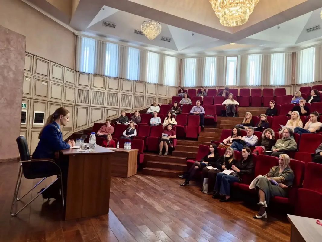 Работники отдела по надзору за исполнением законодательства о Работники отдела по надзору за исполнением законодательства о