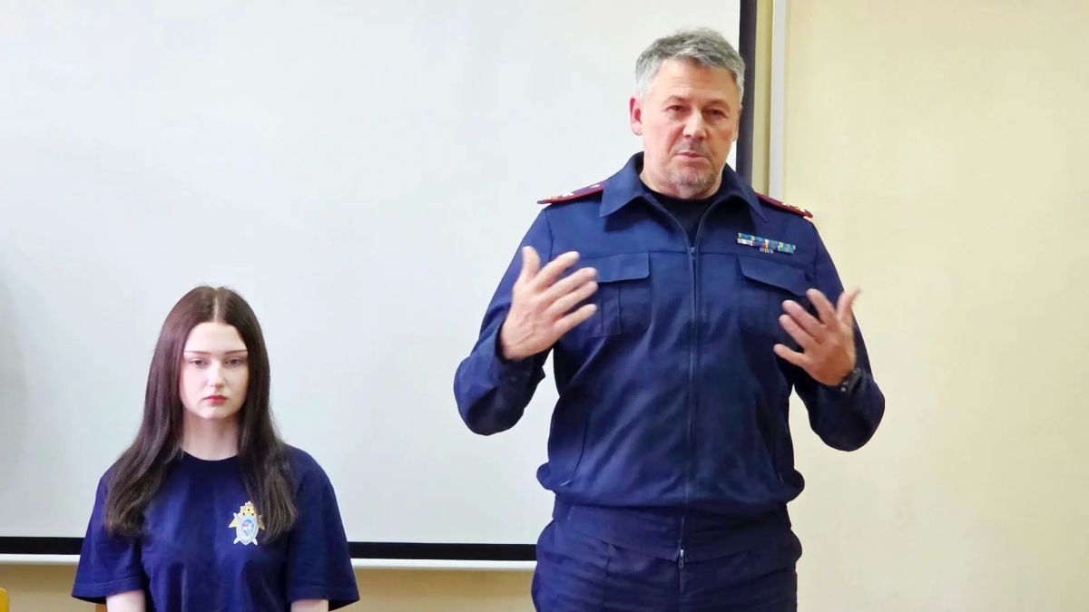 В Твери представитель следственного управления Следственного комитета встретился со студентами университета