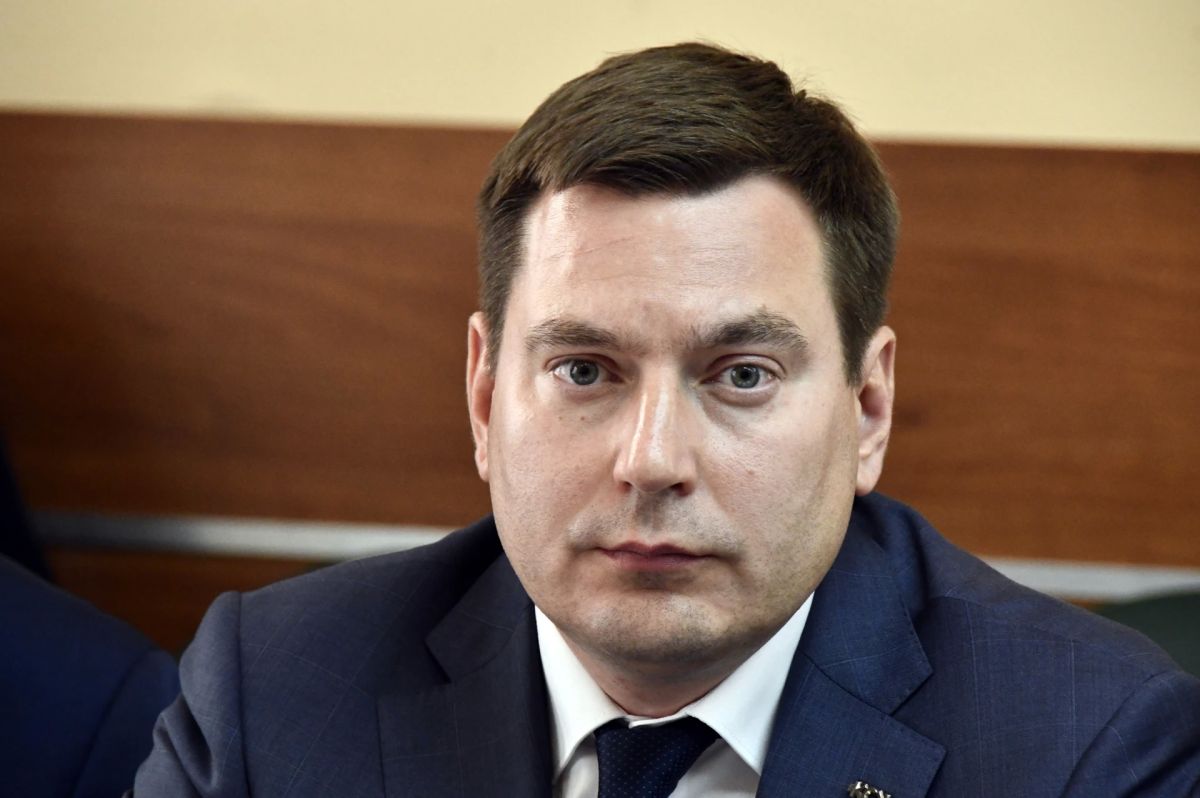 В обновленном восьмом созыве Законодательного Собрания Тверской области машиностроительный комплекс и реальный сектор экономики представляет вновь избранный депутат по Южному избирательному округу № 6 Роман Серебряков...