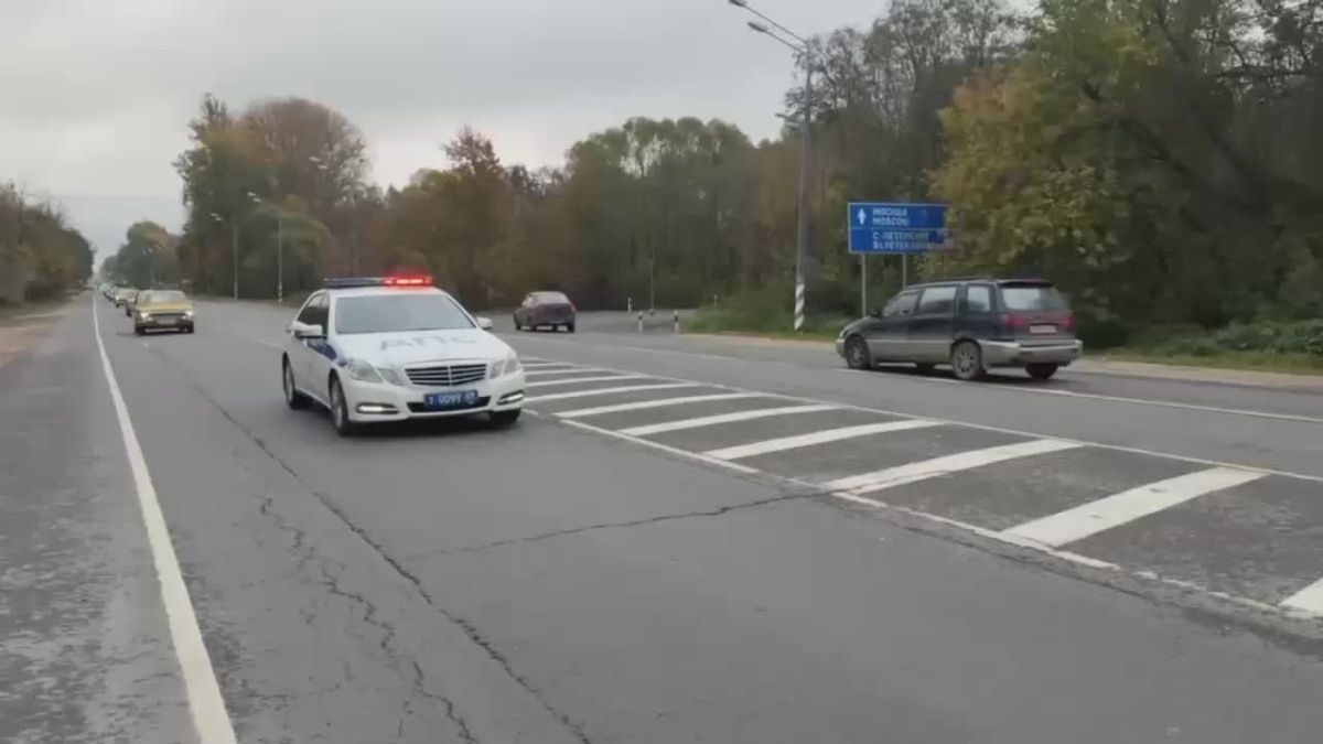 «Яркие эмоции, спецтехника и ретро автомобили»
