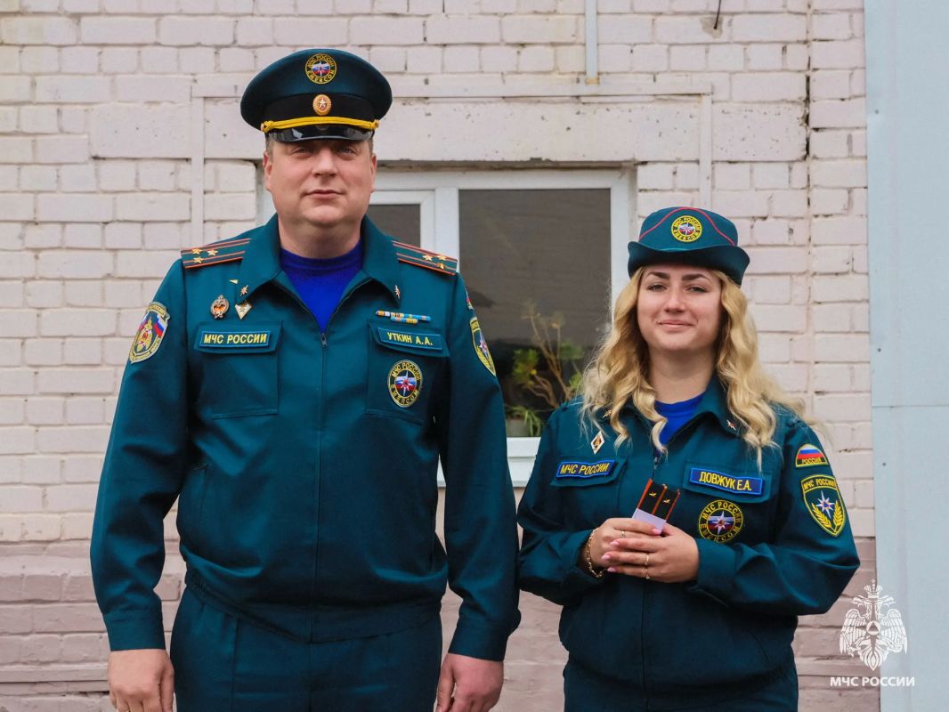 В Главном управлении МЧС России по Тверской области прошло торжественное построение В Главном управлении МЧС России по Тверской области прошло торжественное построение
