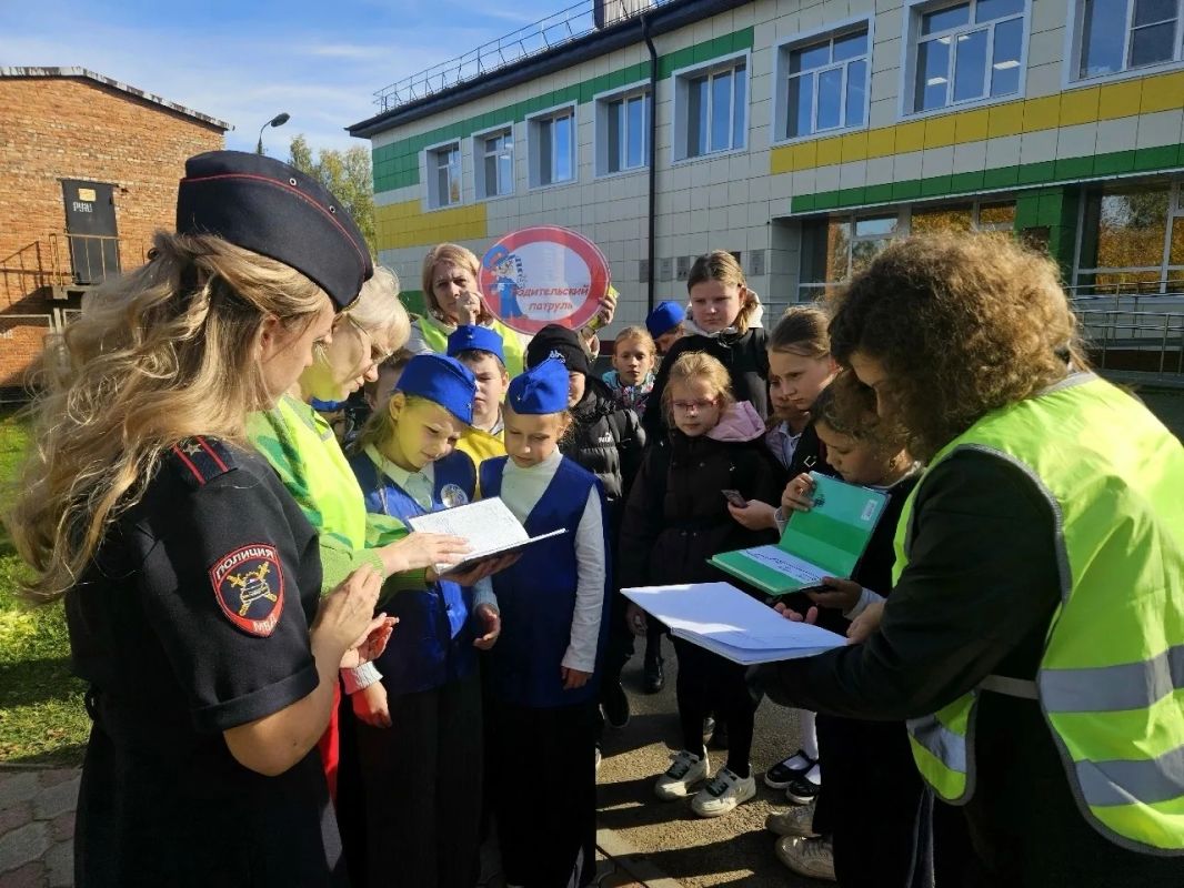 В Западнодвинском муниципальном округе проверили наличие световозвращателей у школьников В Западнодвинском муниципальном округе проверили наличие световозвращателей у школьников