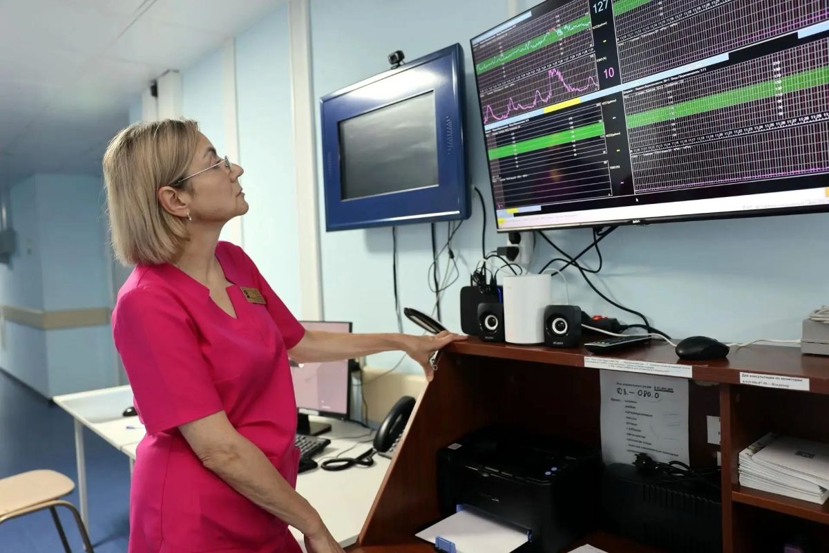 В Тверском областном перинатальном центре имени Бакуниной установили систему мониторинга состояния беременных женщин и малышей