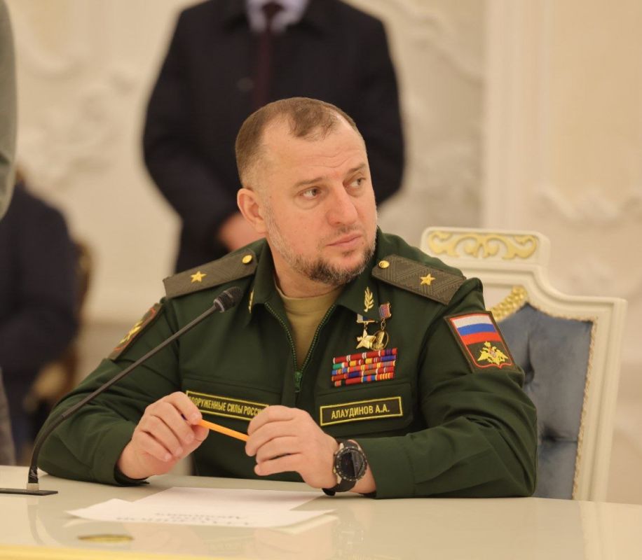 Апти Аронович Алаудинов, Герой России, генерал-лейтенант, командир спецназа «Ахмат» МО РФ: