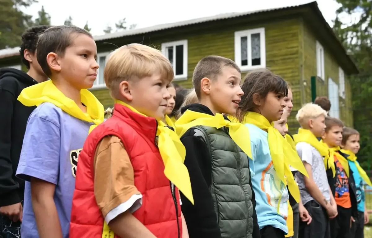 Губернатор Виталий Королев принял решение об укреплении материально-технической базы девяти оздоровительных загородных лагерей в Тверской области Губернатор Виталий Королев принял решение об укреплении материально-технической базы девяти оздоровительных загородных лагерей в Тверской области