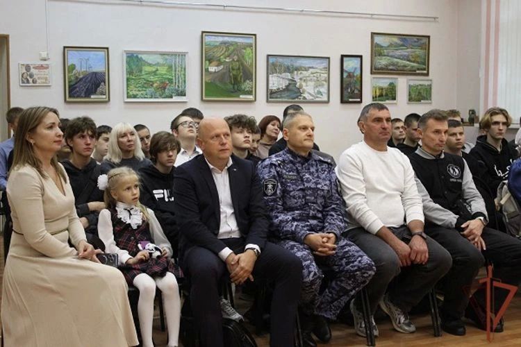 В Центральном округе Росгвардии проходят праздничные мероприятия, посвященные Дню отца В Центральном округе Росгвардии проходят праздничные мероприятия, посвященные Дню отца