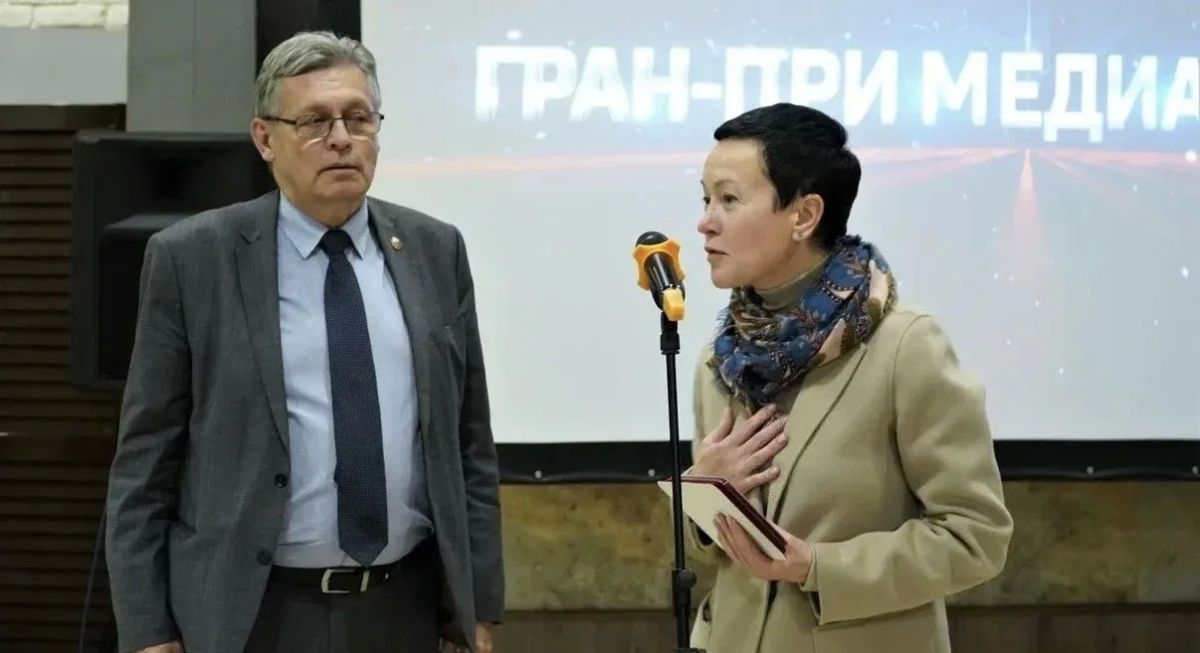 Рифат Сабитов принял участие в медиафоруме «Берега» в Тарусе Рифат Сабитов принял участие в медиафоруме «Берега» в Тарусе