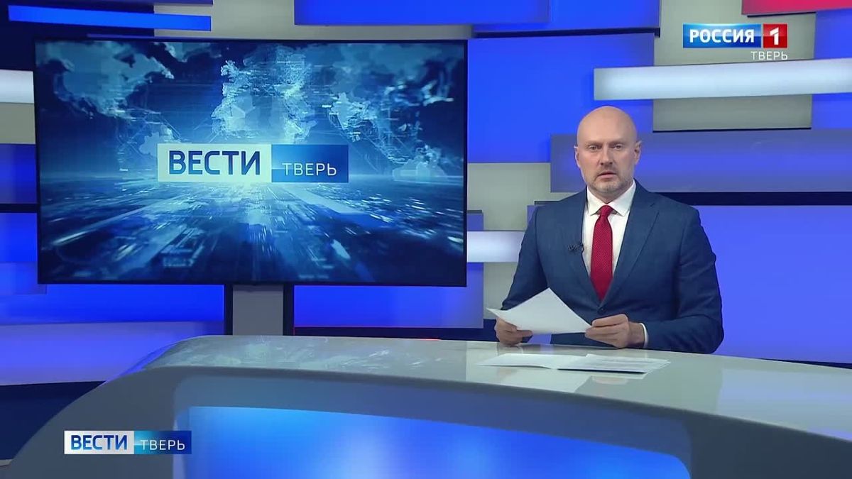 Без отрыва от эфира: сотрудники ГТРК «Тверь» сделали прививку от гриппа на рабочем месте