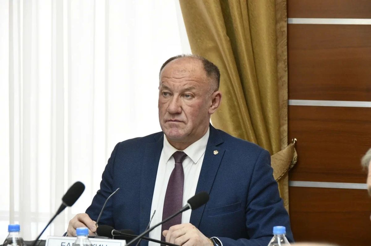 Постоянный комитет Законодательного Собрания по транспорту и ЖКК на своём заседании 26 октября под председательством Артура Бабушкина в рамках контрольных функций рассмотрел информацию Правительства Тверской области о начале... Постоянный комитет Законодательного Собрания по транспорту и ЖКК на своём заседании 26 октября под председательством Артура Бабушкина в рамках контрольных функций рассмотрел информацию Правительства Тверской области о начале...