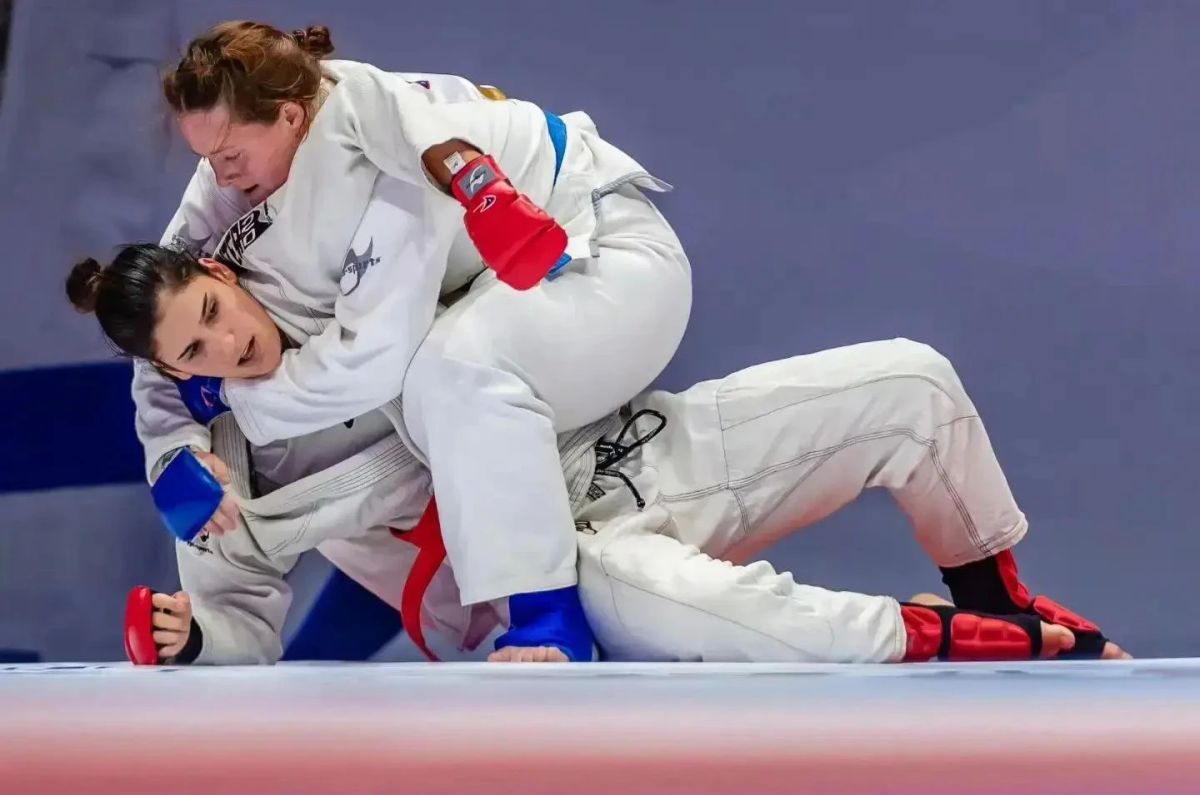 «Главная схватка — с самой собой»: чемпионка мира по джиу-джитсу Алина Сударикова о воле, страхе и концентрации «Главная схватка — с самой собой»: чемпионка мира по джиу-джитсу Алина Сударикова о воле, страхе и концентрации