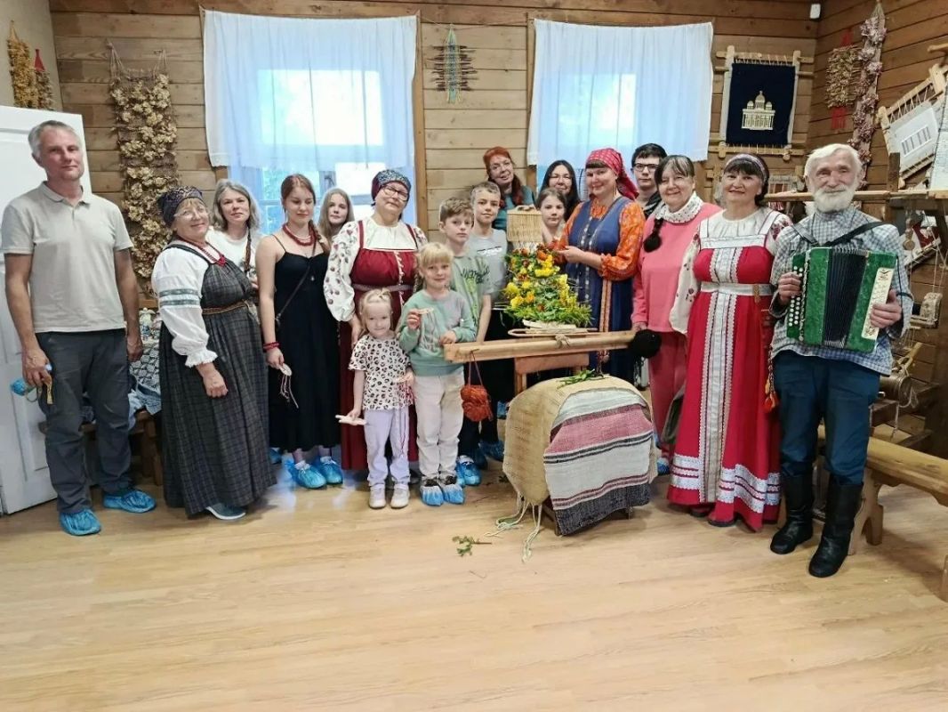 Выходной с пользой: какие народные традиции можно освоить в Музее-заповеднике «Торжок» Выходной с пользой: какие народные традиции можно освоить в Музее-заповеднике «Торжок»